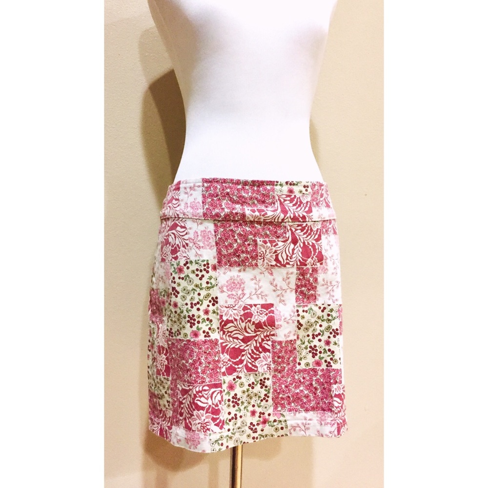 Luna Chix Floral Patchwork Print Mini Pencil Skirt